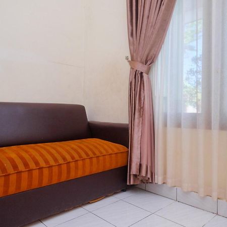 Reddoorz Syariah Near Alun Alun Wonosari Hotel Buitenkant foto