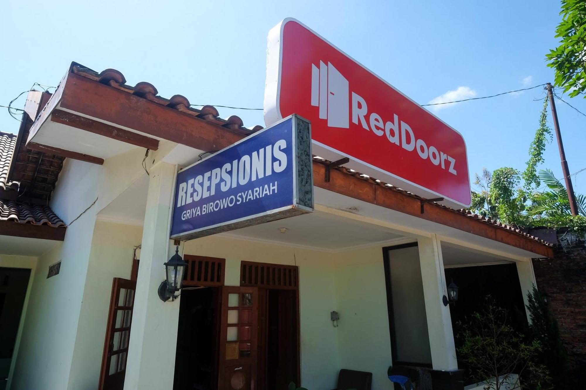 Reddoorz Syariah Near Alun Alun Wonosari Hotel Buitenkant foto