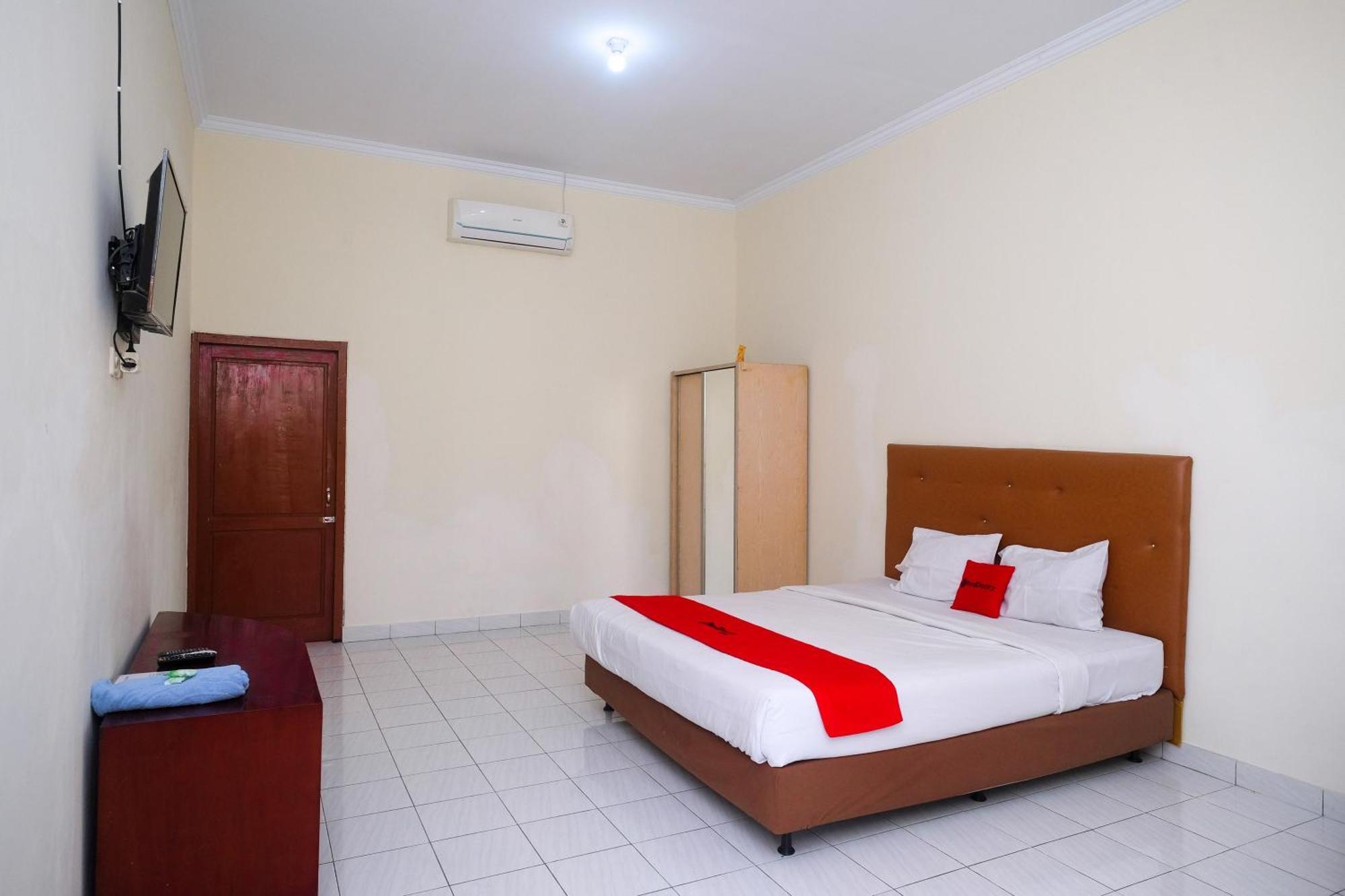Reddoorz Syariah Near Alun Alun Wonosari Hotel Buitenkant foto