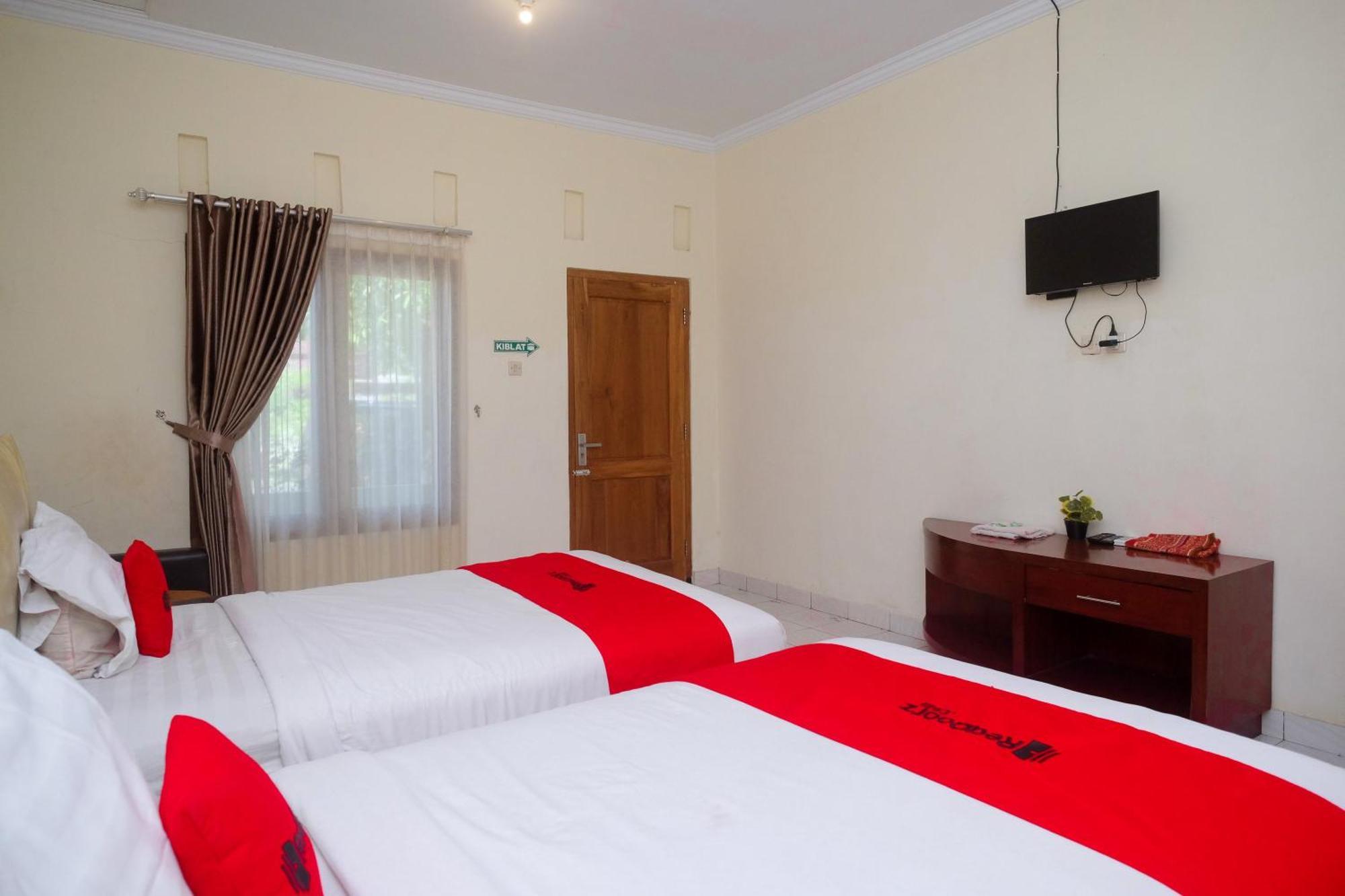 Reddoorz Syariah Near Alun Alun Wonosari Hotel Buitenkant foto